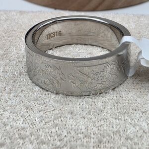Stainless Steel Men's Dragon Ring (813)